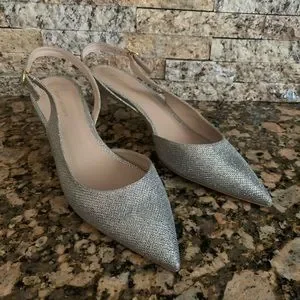 Stuart Weitzman Shoes Stuart Weitzman Edith Pointed Toe Pump